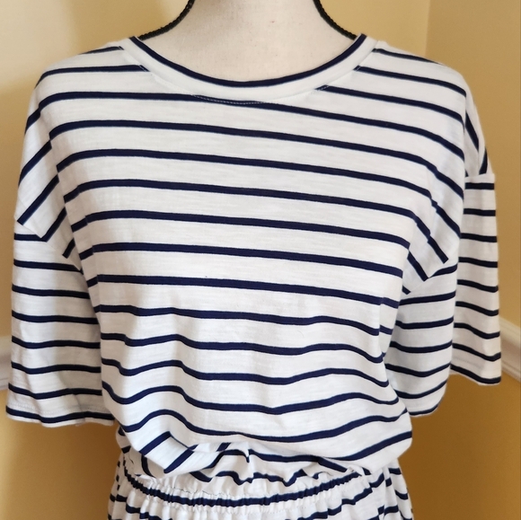 Old Navy Dresses & Skirts - Old Navy Striped Dress NWOT Size xl Cute & Fun